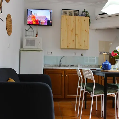 Santa Comba Garden Cottage, Cleaning Included * Ponte de Lima